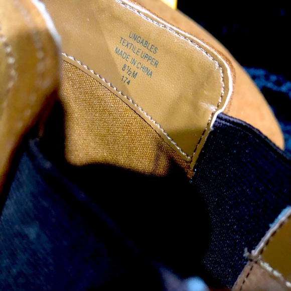 NIB UNISA Camel ankle bootie, Suede manmade material, Sz 8.5 - Picture 6 of 6